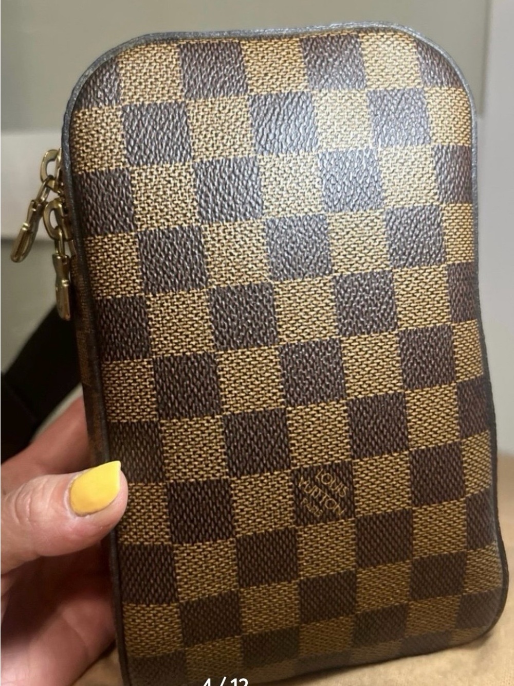 Louis Vuitton Brown Damier Ebene Checker Crossbody Pouch - Picture 4 of 12